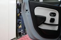 ルノー トゥインゴ ｲﾝﾃﾝｽ　正規D車 ECO機能 ｸﾙｺﾝ 専用ﾚｻﾞｰ調×ﾌｧﾌﾞﾘｯｸｼｰﾄ ｼｰﾄﾋｰﾀｰ 純正ﾀｯﾁｽｸﾘｰﾝ CarPlay Bｶﾒﾗ 16ｲﾝﾁｱﾛｲﾎｲｰﾙ　2年保証付