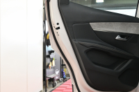 プジョー 3008 GT ﾌﾞﾙｰHDi ﾌｧｰｽﾄｸﾗｽPKG　Pｽﾀ ACC ﾊｰﾌﾚｻﾞｰ ﾊﾟﾉﾗﾏSR 純正ﾀｯﾁｽｸﾘｰﾝ CarPlay 360ｶﾒﾗ ADVｺﾝﾄﾛｰﾙ I-COCKPIT 純正18ｲﾝﾁAW LEDﾗｲﾄ ｱﾝﾋﾞｴﾝｽﾗｲﾄ　2年保証付