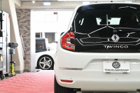 ルノー トゥインゴ ｲﾝﾃﾝｽ　正規D車 1ｵｰﾅｰ ECO機能 ｸﾙｺﾝ 専用ﾚｻﾞｰ調×ﾌｧﾌﾞﾘｯｸｼｰﾄ ｼｰﾄﾋｰﾀｰ 純正ﾀｯﾁｽｸﾘｰﾝ CarPlay Bｶﾒﾗ 16ｲﾝﾁｱﾛｲﾎｲｰﾙ LEDﾍｯﾄﾞﾗｲﾄﾊﾞﾙﾌﾞ　2年保証付