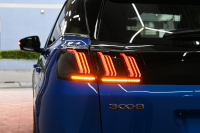 プジョー 3008 GT ﾊｲﾌﾞﾘｯﾄﾞ4　後期 ACC LKA ﾊｰﾌﾚｻﾞｰ ﾊﾟﾉﾗﾏSR 純正ﾀｯﾁｽｸﾘｰﾝ CarPlay Bｶﾒﾗ 前後ﾊﾟｰｷﾝｸﾞｾﾝｻｰ 純正18ｲﾝﾁAW LEDﾗｲﾄ　2年保証付