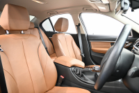 BMW 3シリーズ 320i ﾗｸﾞｼﾞｭｱﾘｰ　正規D車 LCIﾓﾃﾞﾙ ACC ｺﾆｬｯｸ革 純正iDriveﾅﾋﾞ Bｶﾒﾗ 純正17ｲﾝﾁAW 自動ﾄﾗﾝｸ LEDﾗｲﾄ　2年保証付