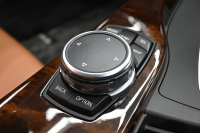 BMW 3シリーズ 320i ﾗｸﾞｼﾞｭｱﾘｰ　正規D車 LCIﾓﾃﾞﾙ ACC ｺﾆｬｯｸ革 純正iDriveﾅﾋﾞ Bｶﾒﾗ 純正17ｲﾝﾁAW 自動ﾄﾗﾝｸ LEDﾗｲﾄ　2年保証付