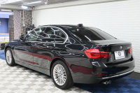 BMW 3シリーズ 320i ﾗｸﾞｼﾞｭｱﾘｰ　正規D車 LCIﾓﾃﾞﾙ ACC ｺﾆｬｯｸ革 純正iDriveﾅﾋﾞ Bｶﾒﾗ 純正17ｲﾝﾁAW 自動ﾄﾗﾝｸ LEDﾗｲﾄ　2年保証付
