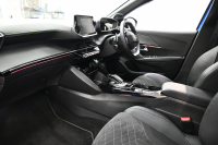 プジョー 208 GT　ACC LKA BSM Pｽﾀ ECO ﾊｰﾌﾚｻﾞｰ 7ｲﾝﾁﾀｯﾁｽｸﾘｰﾝ CarPlay Bｶﾒﾗ 17ｲﾝﾁAW ﾌﾙLEDﾗｲﾄ ﾛｰﾀﾞｳﾝ ARBﾏﾌﾗｰ AdPowerSonicｽﾋﾟｰｶｰ　2年保証付