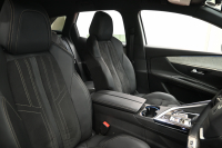 プジョー 3008 GT ﾌﾞﾙｰHDi　後期 ACC LKA ﾊｰﾌﾚｻﾞｰ ｼｰﾄﾋｰﾀｰ 純正ﾀｯﾁｽｸﾘｰﾝ CarPlay Bｶﾒﾗ 前後ﾊﾟｰｷﾝｸﾞｾﾝｻｰ 純正18ｲﾝﾁAW LEDﾗｲﾄ　2年保証付