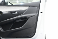 プジョー 3008 GT ﾌﾞﾙｰHDi　後期 ACC LKA ﾊｰﾌﾚｻﾞｰ ｼｰﾄﾋｰﾀｰ 純正ﾀｯﾁｽｸﾘｰﾝ CarPlay Bｶﾒﾗ 前後ﾊﾟｰｷﾝｸﾞｾﾝｻｰ 純正18ｲﾝﾁAW LEDﾗｲﾄ　2年保証付