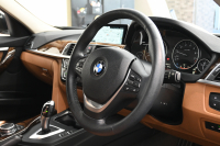 BMW 3シリーズ 320i ﾂｰﾘﾝｸﾞ ﾗｸﾞｼﾞｭｱﾘｰ　正規D車 後期LCIﾓﾃﾞﾙ ACC LCW ｺﾝﾌｫｰﾄA ｺﾆｬｯｸ革 純正iDriveﾅﾋﾞ Bｶﾒﾗ 純正17ｲﾝﾁAW 自動ﾄﾗﾝｸ ｱﾀﾞﾌﾟﾃｨﾌﾞLEDﾗｲﾄ　2年保証付