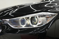 BMW 3シリーズ 320i ﾗｸﾞｼﾞｭｱﾘｰ　正規D車 ACC 白革 ｳｯﾄﾞ調ｲﾝﾃﾘｱ Sportﾓｰﾄﾞ ECOﾓｰﾄﾞ HIDﾍｯﾄﾞﾗｲﾄ 純正18ｲﾝﾁAW　2年保証付