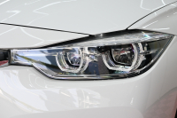 BMW 3シリーズ 320i ﾗｸﾞｼﾞｭｱﾘｰ　後期ﾓﾃﾞﾙ 正規D車 黒革 ﾋｰﾀｰ 純正ﾅﾋﾞ Bｶﾒﾗ Blouetoothｵｰﾃﾞｨｵ ACC LEDﾍｯﾄﾞﾗｲﾄ Sportﾓｰﾄﾞ 純正17ｲﾝﾁAW　2年保証付