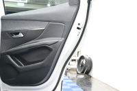 プジョー 3008 GT ﾌﾞﾙｰHDi　1ｵｰﾅｰ 正規D車 ACC 黒革 ﾊﾟﾉﾗﾏSR 純正ﾅﾋﾞ TV CarPlay Bｶﾒﾗ Blouetoothｵｰﾃﾞｨｵ LEDﾍｯﾄﾞﾗｲﾄ ｽｶｯﾌﾌﾟﾚｰﾄ 純正18ｲﾝﾁAW　2年保証付