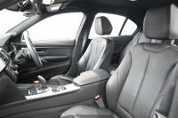 BMW 3シリーズ 320i Mｽﾎﾟｰﾂ　正規D車 ACC 黒革 ﾋｰﾀｰ 純正ﾅﾋﾞ TV Bｶﾒﾗ PTS LEDﾍｯﾄﾞﾗｲﾄ ｳｯﾄﾞ調ｲﾝﾃﾘｱ Sportﾓｰﾄﾞ ECOﾓｰﾄﾞ Mﾏﾙﾁﾌｧﾝｸｼｮﾝｽﾃｱﾘﾝｸﾞ Mｽｶｯﾌﾌﾟﾚｰﾄ 純正M18ｲﾝﾁAW　2年保証付