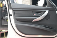 BMW 3シリーズ 320i Mｽﾎﾟｰﾂ　正規D車 ACC 黒革 ﾋｰﾀｰ 純正ﾅﾋﾞ TV Bｶﾒﾗ PTS LEDﾍｯﾄﾞﾗｲﾄ ｳｯﾄﾞ調ｲﾝﾃﾘｱ Sportﾓｰﾄﾞ ECOﾓｰﾄﾞ Mﾏﾙﾁﾌｧﾝｸｼｮﾝｽﾃｱﾘﾝｸﾞ Mｽｶｯﾌﾌﾟﾚｰﾄ 純正M18ｲﾝﾁAW　2年保証付