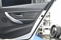 BMW 3シリーズ 320i Mｽﾎﾟｰﾂ　正規D車 ACC 黒革 ﾋｰﾀｰ 純正ﾅﾋﾞ TV Bｶﾒﾗ PTS LEDﾍｯﾄﾞﾗｲﾄ ｳｯﾄﾞ調ｲﾝﾃﾘｱ Sportﾓｰﾄﾞ ECOﾓｰﾄﾞ Mﾏﾙﾁﾌｧﾝｸｼｮﾝｽﾃｱﾘﾝｸﾞ Mｽｶｯﾌﾌﾟﾚｰﾄ 純正M18ｲﾝﾁAW　2年保証付