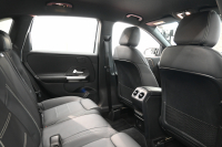 メルセデスベンツ Bクラス B220d AMGﾗｲﾝ&ﾚｻﾞｰｴｸｽｸﾙｰｼﾌﾞPKG ﾚｰﾀﾞｰSP　後期ﾓﾃﾞﾙ ACC 黒革 MBUXﾅﾋﾞ TV Bｶﾒﾗ HUD ｶｰﾎﾞﾝ調ｲﾝﾃﾘｱ ｺﾝﾌｫｰﾄｻｽﾍﾟﾝｼｮﾝ AMGｴｱﾛ&18ｲﾝﾁAW　2年保証