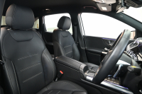 メルセデスベンツ Bクラス B220d AMGﾗｲﾝ&ﾚｻﾞｰｴｸｽｸﾙｰｼﾌﾞPKG ﾚｰﾀﾞｰSP　後期ﾓﾃﾞﾙ ACC 黒革 MBUXﾅﾋﾞ TV Bｶﾒﾗ HUD ｶｰﾎﾞﾝ調ｲﾝﾃﾘｱ ｺﾝﾌｫｰﾄｻｽﾍﾟﾝｼｮﾝ AMGｴｱﾛ&18ｲﾝﾁAW　2年保証