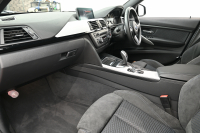 BMW 3シリーズ 320d ﾂｰﾘﾝｸﾞ Mｽﾎﾟｰﾂ　正規D車 ACC ｽﾎﾟｰﾂｼｰﾄ ﾋｰﾀｰ 純正ﾅﾋﾞ TV Bｶﾒﾗ Blouetoothｵｰﾃﾞｨｵ LEDﾍｯﾄﾞﾗｲﾄ 自動Rｹﾞｰﾄ&ﾊﾝｽﾞﾌﾘｰA Mｴｱﾛ&18ｲﾝﾁAW　2年保証