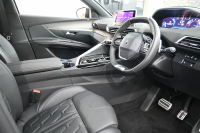 プジョー 3008 3008 GT ｴｸﾞｾﾞｸﾃｨﾌﾞｴﾃﾞｨｼｮﾝ　120台限定 後期ﾓﾃﾞﾙ ACC 黒革 ﾊﾟﾉﾗﾏSR 純正ﾃﾞｨｽﾌﾟﾚｲ 360ﾋﾞｼｮﾝ Carplay Blouetoothｵｰﾃﾞｨｵ ｺｰﾅｰｾﾝｻｰ LEDﾍｯﾄﾞﾗｲﾄ 自動Rｹﾞｰﾄ 純正18ｲﾝﾁAW　2年保証