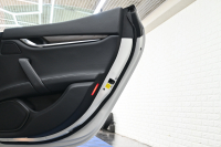 マセラティ ギブリ ﾍﾞｰｽｸﾞﾚｰﾄﾞ　中期ﾓﾃﾞﾙ ACC BSM 茶革 ﾋｰﾀｰ 8.4ｲﾝﾁﾅﾋﾞ TV Bｶﾒﾗ Carplay Blouetoothｵｰﾃﾞｨｵ ﾗﾃﾞｨｶｲﾝﾃﾘｱ Sportﾓｰﾄﾞ ｼﾙﾊﾞｰｷｬﾘﾊﾟｰ 純正19ｲﾝﾁAW　2年保証