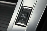 プジョー 308 GT ﾌﾞﾙｰHDi　ACC BSM ﾊｰﾌﾚｻﾞｰ ﾊﾟﾉﾗﾏSR 純正ﾅﾋﾞ CarPlay i-Connect 360ｶﾒﾗ LEDﾍｯﾄﾞﾗｲﾄ 純正18AW　2年保証付
