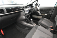 シトロエン C3 ﾌｨｰﾙ　1ｵｰﾅｰ 正規D車 黒布ｼｰﾄ 純正ｵｰﾃﾞｨｵﾓﾆﾀｰ Carplay Blouetoothｵｰﾃﾞｨｵ LEDﾍｯﾄﾞﾗｲﾄ ｱｸﾃｨﾌﾞｾｰﾌﾃｨﾌﾞﾚｰｷ　2年保証