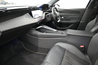 プジョー 308 GT ﾌﾞﾙｰHDi　 正規D車 有償色 ﾌﾞﾗｯｸﾚｻﾞｰ/ｱﾙｶﾝﾀﾗｼｰﾄ ﾋｰﾀｰ 純正ﾀｯﾁｽｸﾘｰﾝﾅﾋﾞ 360ｶﾒﾗ CarPlay ｱﾀﾞﾌﾟﾃｨﾌﾞｸﾙｰｽﾞｺﾝﾄﾛｰﾙ LEDﾍｯﾄﾞﾗｲﾄ 純正18ｲﾝﾁAW　2年保証付
