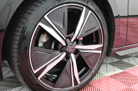 プジョー 308 GT ﾌﾞﾙｰHDi　 正規D車 有償色 ﾌﾞﾗｯｸﾚｻﾞｰ/ｱﾙｶﾝﾀﾗｼｰﾄ ﾋｰﾀｰ 純正ﾀｯﾁｽｸﾘｰﾝﾅﾋﾞ 360ｶﾒﾗ CarPlay ｱﾀﾞﾌﾟﾃｨﾌﾞｸﾙｰｽﾞｺﾝﾄﾛｰﾙ LEDﾍｯﾄﾞﾗｲﾄ 純正18ｲﾝﾁAW　2年保証付