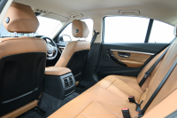 BMW 3シリーズ 320i ﾗｸﾞｼﾞｭｱﾘｰ　後期ﾓﾃﾞﾙ 1ｵｰﾅｰ ﾌﾞﾗｳﾝﾚｻﾞｰ IDriveﾅﾋﾞ ﾊﾞｯｸｶﾒﾗ Blouetoothｵｰﾃﾞｨｵ ｱﾀﾞﾌﾟﾃｨﾌﾞｸﾙｰｽﾞｺﾝﾄﾛｰﾙ LEDﾍｯﾄﾞﾗｲﾄ ﾊﾟｰｷﾝｸﾞｾﾝｻｰ 純正17ｲﾝﾁAW　2年保証