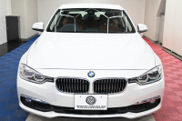 BMW 3シリーズ 320i ﾗｸﾞｼﾞｭｱﾘｰ　後期ﾓﾃﾞﾙ 1ｵｰﾅｰ ﾌﾞﾗｳﾝﾚｻﾞｰ IDriveﾅﾋﾞ ﾊﾞｯｸｶﾒﾗ Blouetoothｵｰﾃﾞｨｵ ｱﾀﾞﾌﾟﾃｨﾌﾞｸﾙｰｽﾞｺﾝﾄﾛｰﾙ LEDﾍｯﾄﾞﾗｲﾄ ﾊﾟｰｷﾝｸﾞｾﾝｻｰ 純正17ｲﾝﾁAW　2年保証