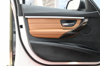 BMW 3シリーズ 320i ﾗｸﾞｼﾞｭｱﾘｰ　後期ﾓﾃﾞﾙ 1ｵｰﾅｰ ﾌﾞﾗｳﾝﾚｻﾞｰ IDriveﾅﾋﾞ ﾊﾞｯｸｶﾒﾗ Blouetoothｵｰﾃﾞｨｵ ｱﾀﾞﾌﾟﾃｨﾌﾞｸﾙｰｽﾞｺﾝﾄﾛｰﾙ LEDﾍｯﾄﾞﾗｲﾄ ﾊﾟｰｷﾝｸﾞｾﾝｻｰ 純正17ｲﾝﾁAW　2年保証