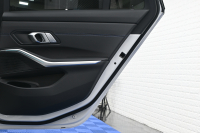 BMW 3シリーズ 320d XDrive ﾂｰﾘﾝｸﾞ Mｽﾎﾟｰﾂ　1ｵﾅ ﾊﾟﾉﾗﾏR ｲﾝﾃﾘS ACC LKA/LDW ﾊｰﾌ革 純正ﾅﾋﾞTV Carplay Mｴｱﾛ&18ｲﾝﾁAW LED　2年保証付