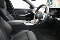 BMW 3シリーズ 320d XDrive ﾂｰﾘﾝｸﾞ Mｽﾎﾟｰﾂ　1ｵﾅ ﾊﾟﾉﾗﾏR ｲﾝﾃﾘS ACC LKA/LDW ﾊｰﾌ革 純正ﾅﾋﾞTV Carplay Mｴｱﾛ&18ｲﾝﾁAW LED　2年保証付