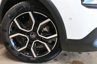 シトロエン C4 E-C4 ｼｬｲﾝ　☆期間限定掲載☆ 1ｵｰﾅｰ 急速充電対応 ACC BSM ﾍｯﾄﾞｱｯﾌﾟﾃﾞｨｽﾌﾟﾚｲ 黒革 ｻﾝﾙｰﾌ 10ｲﾝﾁﾀｯﾁｽｸﾘｰﾝ Carplay LEDﾍｯﾄﾞﾗｲﾄ 18ｲﾝﾁAW　新車保証