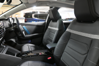 シトロエン C4 E-C4 ｼｬｲﾝ　☆期間限定掲載☆ 1ｵｰﾅｰ 急速充電対応 ACC BSM ﾍｯﾄﾞｱｯﾌﾟﾃﾞｨｽﾌﾟﾚｲ 黒革 ｻﾝﾙｰﾌ 10ｲﾝﾁﾀｯﾁｽｸﾘｰﾝ Carplay LEDﾍｯﾄﾞﾗｲﾄ 18ｲﾝﾁAW　新車保証