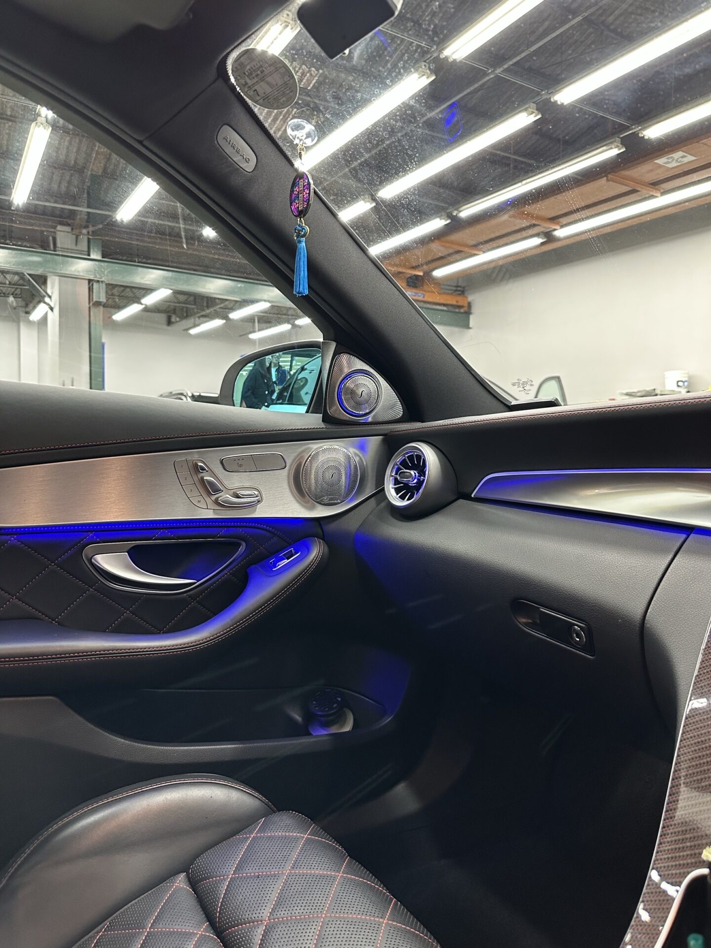 メルセデス・ベンツ W205 Cクラス 前期型 乗られている方必見 