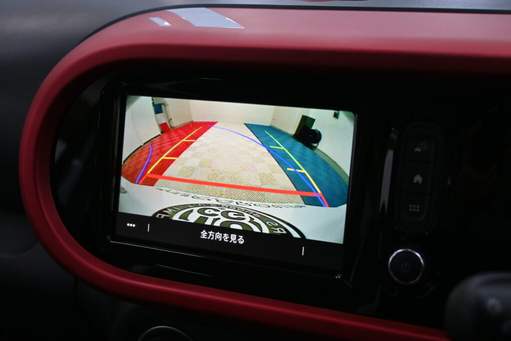 特別仕様車ルノー トゥインゴ ルコックスポルティフ 上質で遊び心ある一台