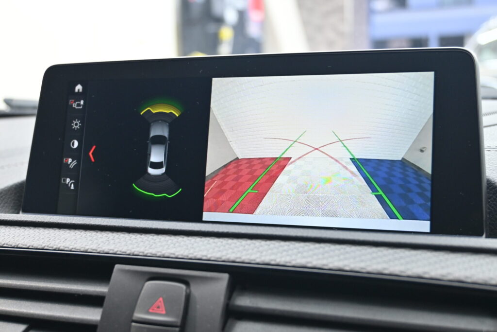 BMW M2 Competition 正規ディーラー車 スポーツ性能と日常の安心感を両立