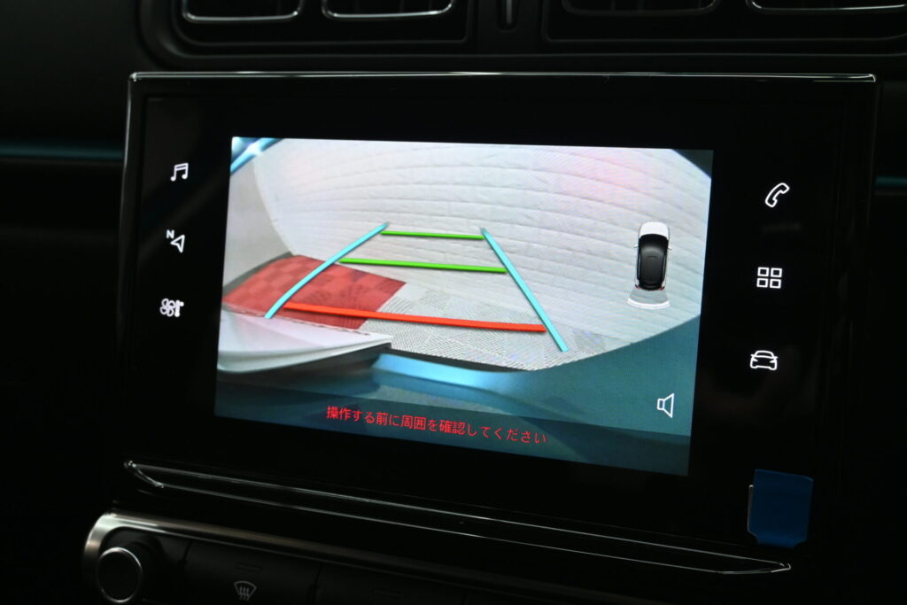 シトロエン C3 シャイン 使い勝手の良い安心装備とスタイリッシュな一台