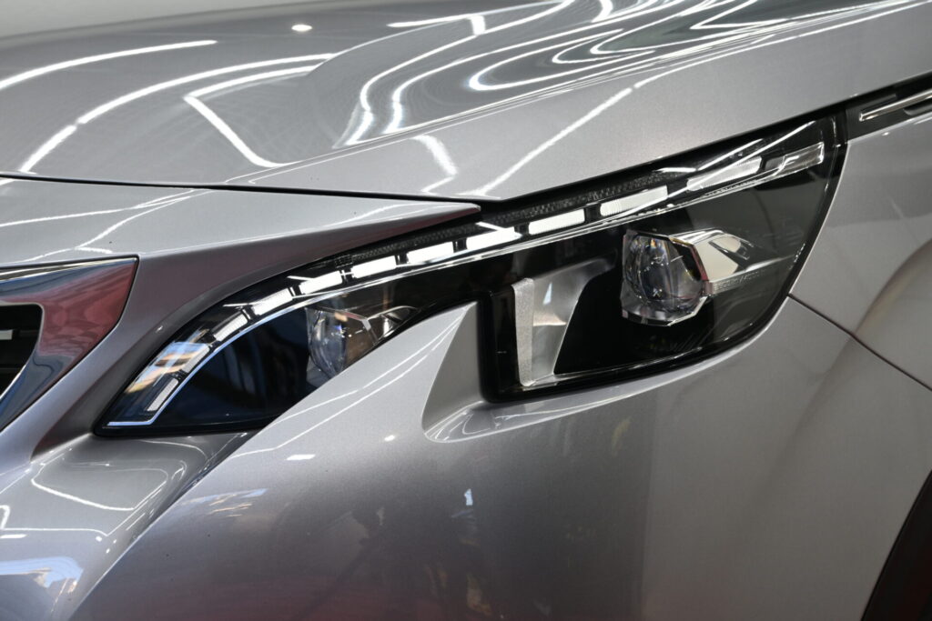 安心装備充実！プジョー 5008 クロスシティ BlueHDi の魅力