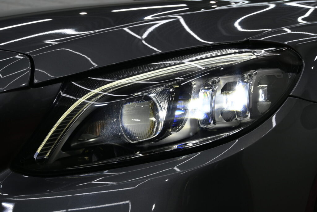 メルセデス・ベンツC220d 走りと安全を両立した一台