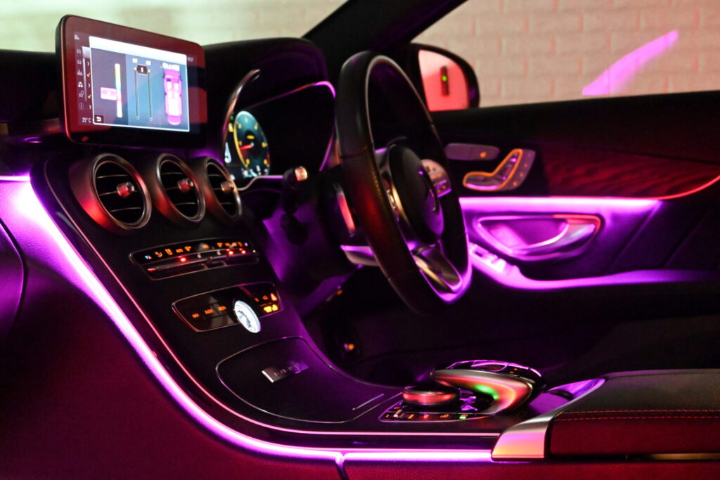 メルセデス・ベンツC220d 走りと安全を両立した一台