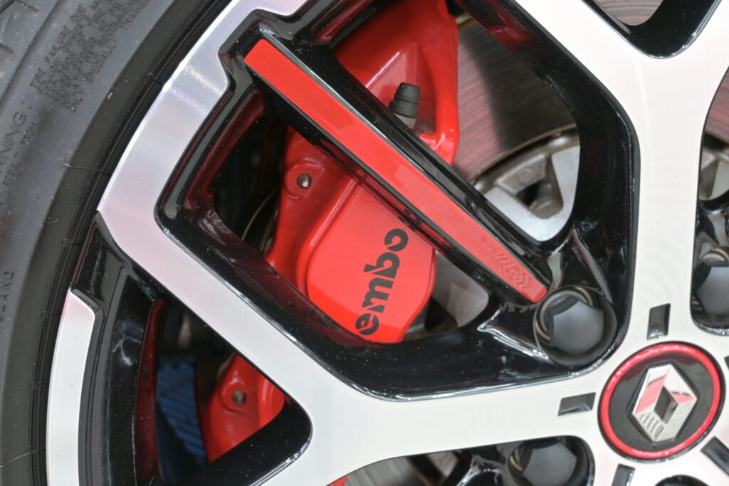 ルノー メガーヌ RSトロフィー スポーティさと実用性を両立した一台