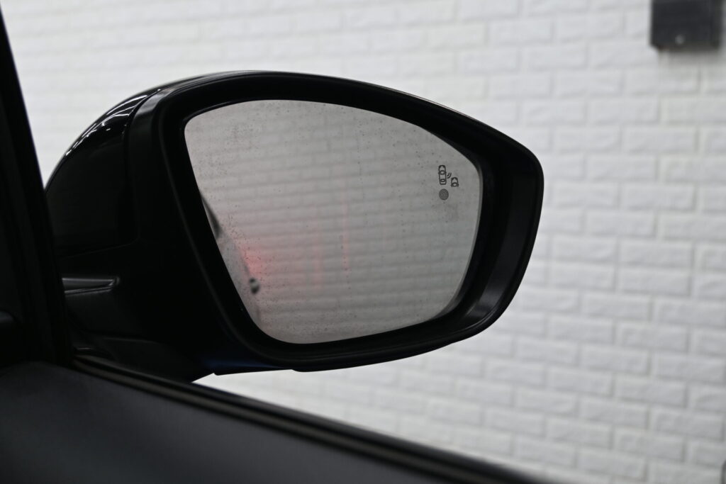 シトロエン C3 シャイン 使い勝手の良い安心装備とスタイリッシュな一台