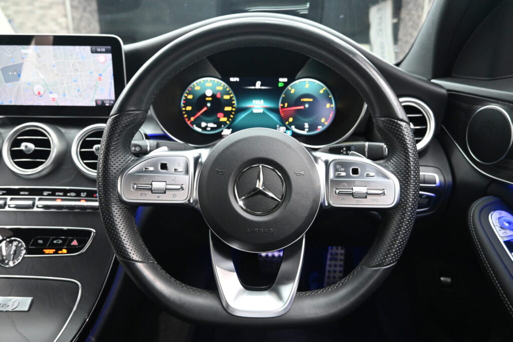 メルセデス・ベンツC220d 走りと安全を両立した一台