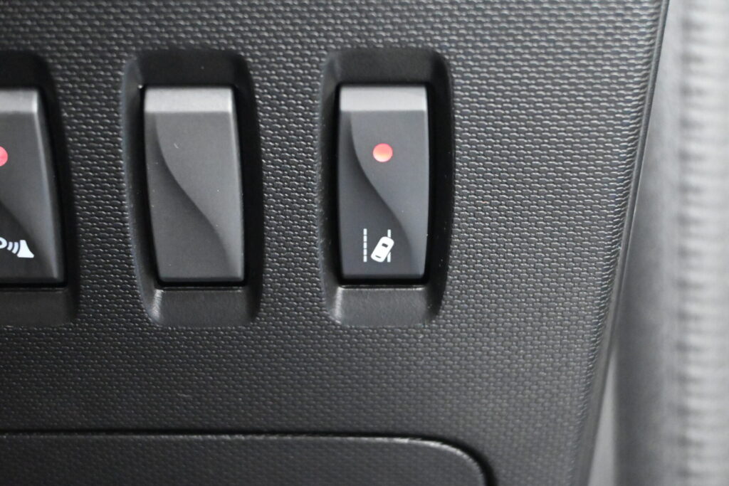 特別仕様車ルノー トゥインゴ ルコックスポルティフ 上質で遊び心ある一台