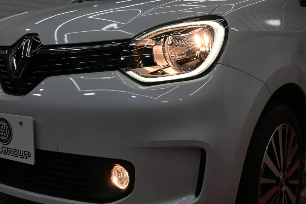 特別仕様車ルノー トゥインゴ ルコックスポルティフ 上質で遊び心ある一台