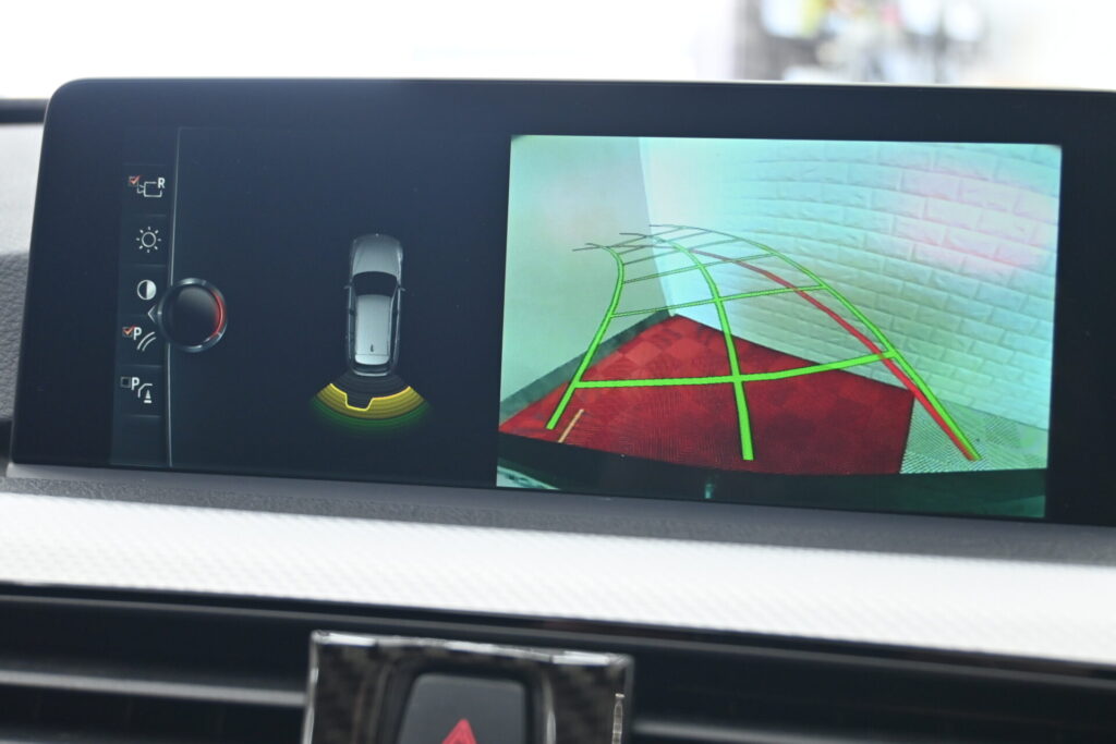 BMW 3シリーズ 320d ツーリング Mスポーツ 機能性と走りのバランスが魅力の1台