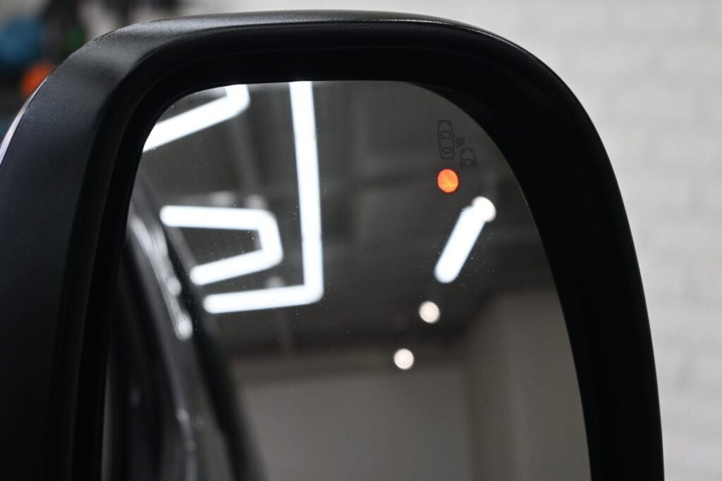 2023年モデル シトロエン ベルランゴ シャイン 使い勝手の良い1台