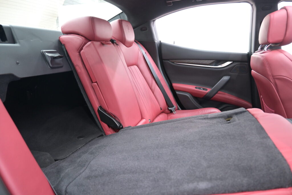 祝ご納車!!☆マセラティ ギブリ☆東京都