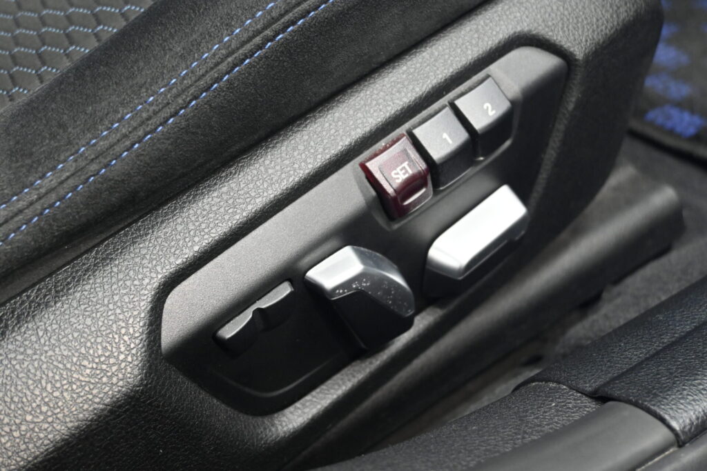 BMW 3シリーズ 320d ツーリング Mスポーツ 機能性と走りのバランスが魅力の1台