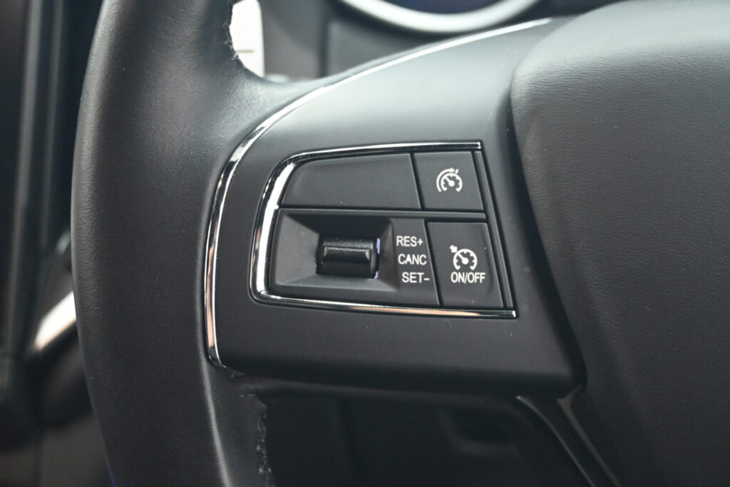 マセラティ ギブリ 限定60台 スカテナート ツーリングPの魅力